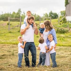 Meet your Posher, Cassandra